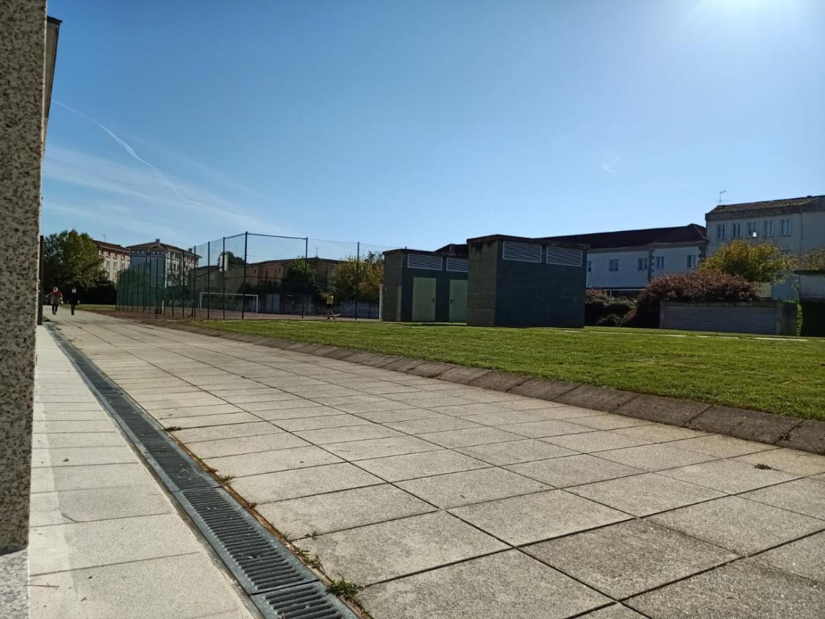 Pensión Boutique AdMera Cerca hospital Clínico Santiago de Compostela Exterior foto