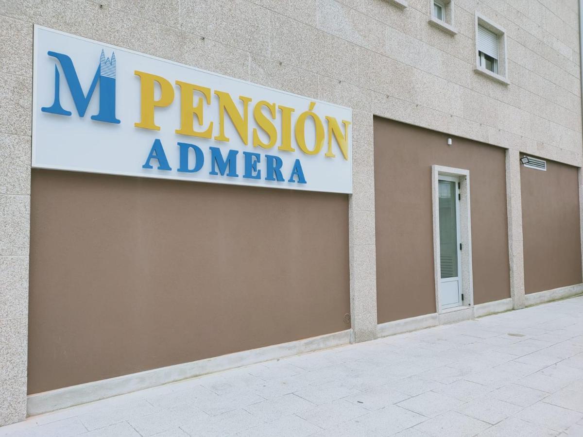 Pensión Boutique AdMera Cerca hospital Clínico Santiago de Compostela Exterior foto